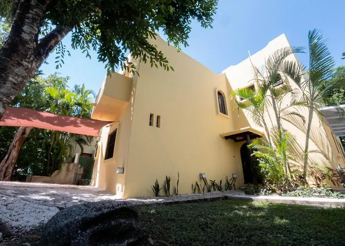 Beautiful House In Playacar 4 Bedrooms With Ac Playa del Carmen