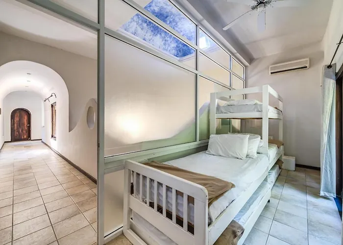 Hébergement de vacances Beautiful House In Playacar 4 Bedrooms With Ac *
