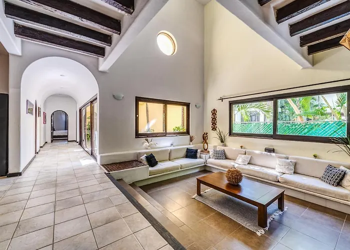 Beautiful House In Playacar 4 Bedrooms With Ac *